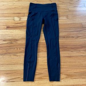 Lululemon yoga pants